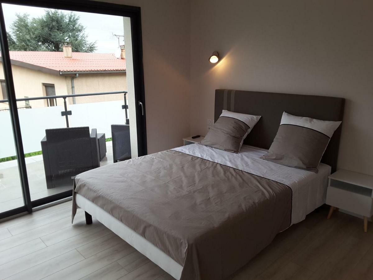 Villa'Vi Lyon Est Chambres D'Hotes Saint-Priest  Eksteriør bilde