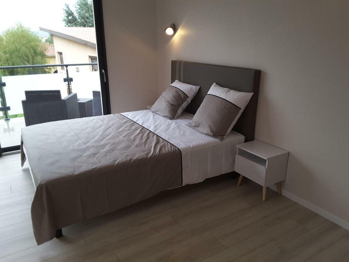 Villa'Vi Lyon Est Chambres D'Hotes Saint-Priest  Eksteriør bilde
